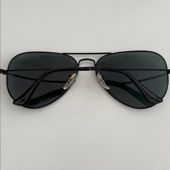 Ray-Ban Dark Aviator Sunglasses - Picture 2 of 4